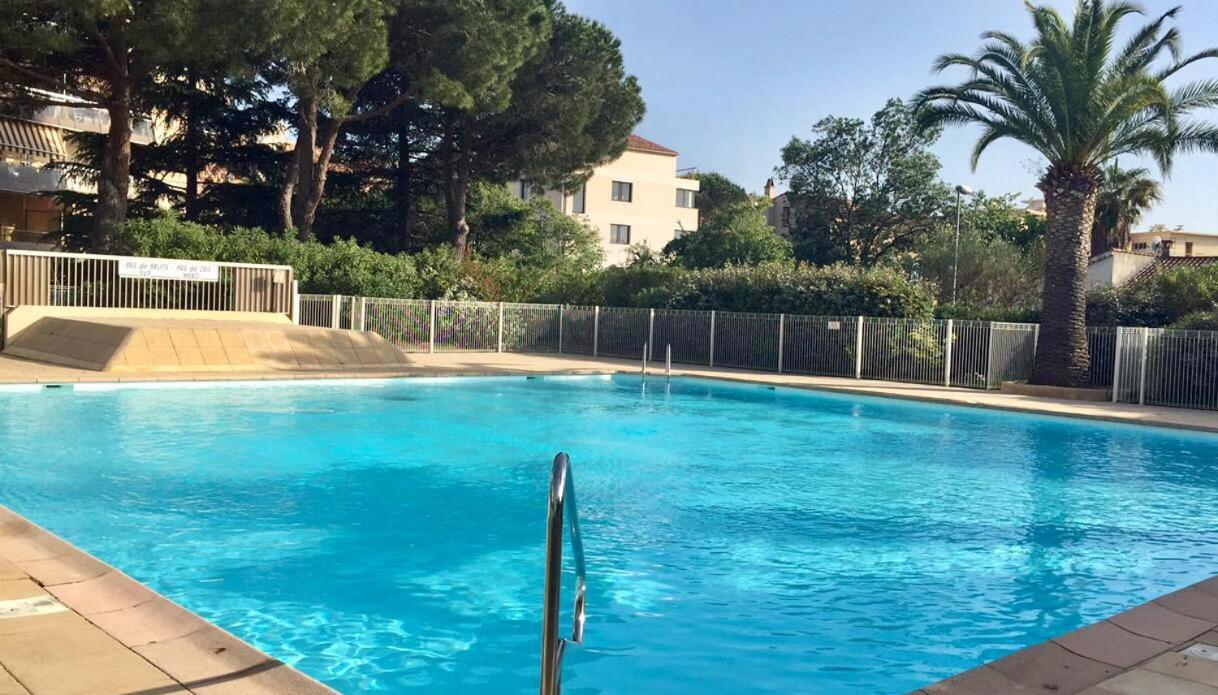 Merazur Fréjus Exterior foto